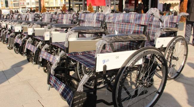 Afyonkarahisar'da emanet tekerlekli sandalye dönemi başladı