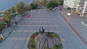 Antalya kısıtlamanın ilk gününde sessizliğe büründü