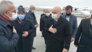 Bakan Karaismialoğlu Kars'ta