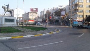 Bandırma sokağa çıkma yasağı ile sessizliğe büründü