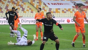 Başakşehir'in 3 puan hasreti 5 maça çıktı