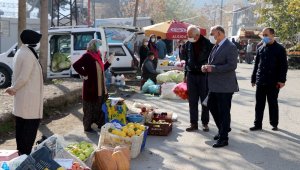 Başkan Çay halk pazarını denetledi