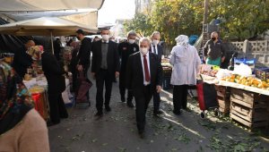 Başkan Demirtaş semt pazarlarındaki denetimleri yerinde inceledi