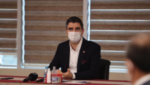 Başkan Gökhan Yüksel meslek odalarının başkanları ile bir araya geldi