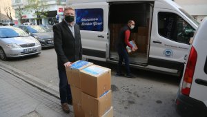Başkan Kurt'tan zorda kalan esnafa destek