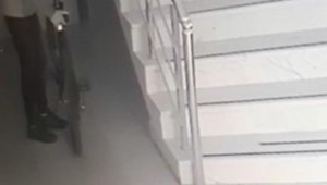 Bisiklet hırsızı yakayı ele verdi