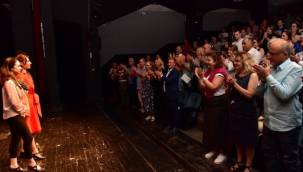 Bornova'da Sevda Şener Sahnesi yenilendi