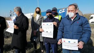 Bulgaristan'da nakliyecilerden uzun süren işlemlere karşı protesto
