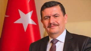 Burdur'da pazar yerinde bulunan vatandaş sayısı içeride her 5 metrede 1 kişi olacak şekilde planlanacak.