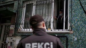 Bursa'da düdük çalarak karantinadaki vatandaşları denetliyorlar