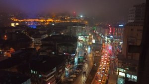 Bursa'da kısıtlamaya saatler kala yoğun trafik oluştu