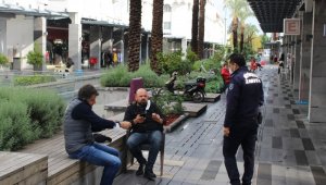 Büyükşehir zabıtasından Kemer'de denetim