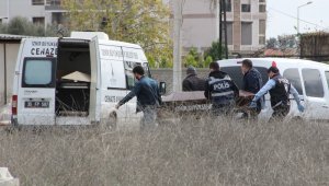 Cansız bedenleri 1 kilometre arayla bulundu