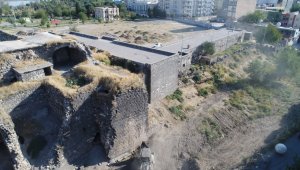 Cizre Belediyesi tarihi Hamidiye Kışlasına sahip çıkıyor