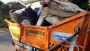 Çöp taksi güzelliği korumaya devam ediyor