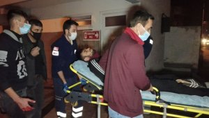 Covid-19 testinin pozitif çıktığını öğrenen genç cinnet getirdi