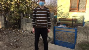 Covid-19'a yakalanan baba ve iki oğlu hayatını kaybetti