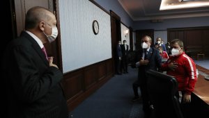 Cumhurbaşkanı Erdoğan, engelli vatandaşlarla bir araya geldi