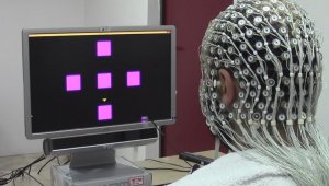DEÜ'den gürültü engelleyici EEG kayıt başlığı