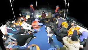 Didim'de 17 düzensiz göçmen yakalandı