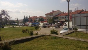 Dumlupınar'da halk pazarı kapatıldı