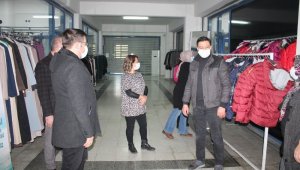 Düzce MÜSİAD'dan çocuklara bot ve mont