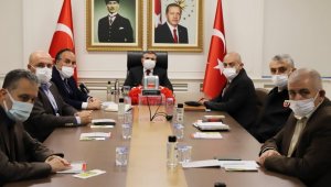 Düzce'de hava kirliliğinin nedenleri ve çözümleri masaya yatırıldı