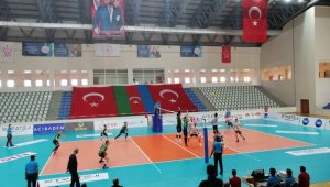 Efeler Ligi: Bingöl Solhan Spor: 1 - Altekma: 3