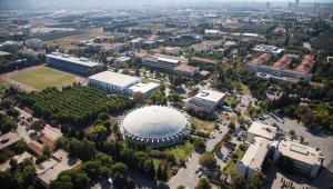 Ege, Akademi TV ile bilgi birikimini dünyayla paylaşıyor