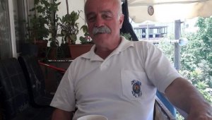 Emekli gazeteci evinde ölü bulundu