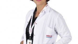 Enfeksiyon Hastalıkları Uzmanı Dr. Kacar: "AIDS semptom vermeksizin yıllarca vücutta bulunabilir"