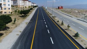 Erciş'te 25 milyon TL'lik yatırımla 80 bin ton asfalt yapıldı