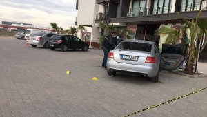 Eski eşini kaçırdı, yanındaki erkeği tüfekle vurdu