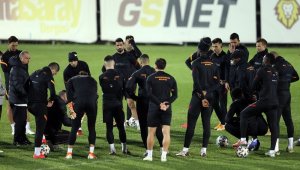 Galatasaray'da Taylan Antalyalı takımla çalıştı
