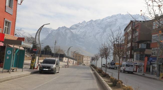 Hakkari sessizliğe büründü