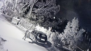 Hatay'da araç kundaklama anı güvenlik kamerasında