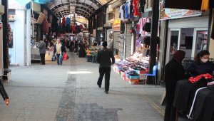 Hataylı Uzun Çarşı esnafı kapatma tavsiyesinden memnun