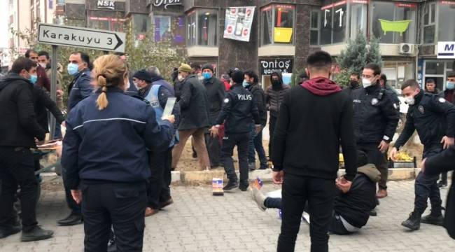 Iğdır'da zabıtalar ile seyyar satıcı karşı karşıya geldi