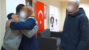 İkna edilen örgüt mensubu ailesiyle buluştu
