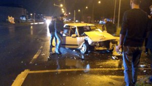 Işık ihlalinin neden olduğu iddia edilen kazada bir kişi yaralandı