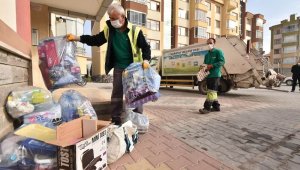 Karatay Belediyesi "Geleceğini Çöpe Atma" projesini sürdürüyor