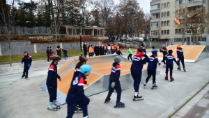 Kastamonu Belediyesinden kaykay ve paten pisti