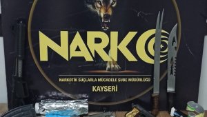 Kayseri polisinden uyuşturucu operasyonu: 4 gözaltı