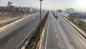 Kısıtlama sonrası Afyonkarahisar terk edilmiş şehir görünümüne büründü