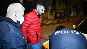 Kısıtlamaya uymayan gence 3 bin 150 lira ceza kesildi