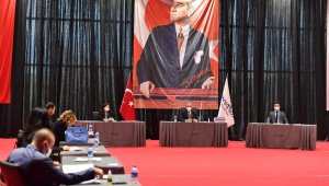 Konyaaltı'nda yılın son meclisi
