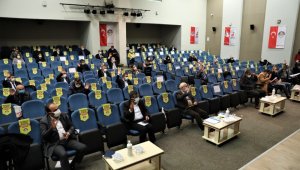 Körfez Belediyesi'nden esnafa 1000 TL yardım