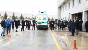 Korona virüsten hayatını kaybeden hemşire son yolculuğuna uğurlandı