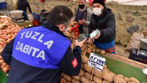 Korona virüsü yenen vatandaş pazara çıktı, denetimlerden memnun kaldı
