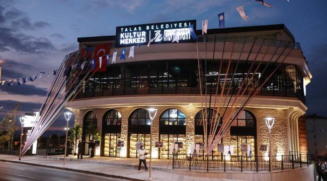 Kütüphaneye 22 bin ziyaretçi